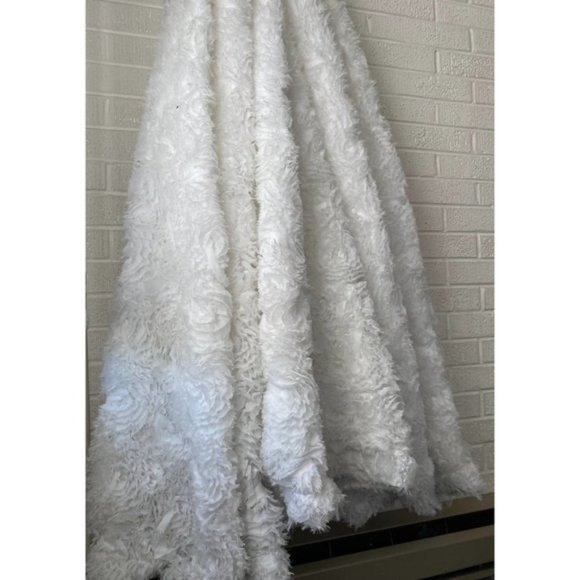 Mac Duggal strapless bodice rosette ballgown NWT - Picture 6 of 8